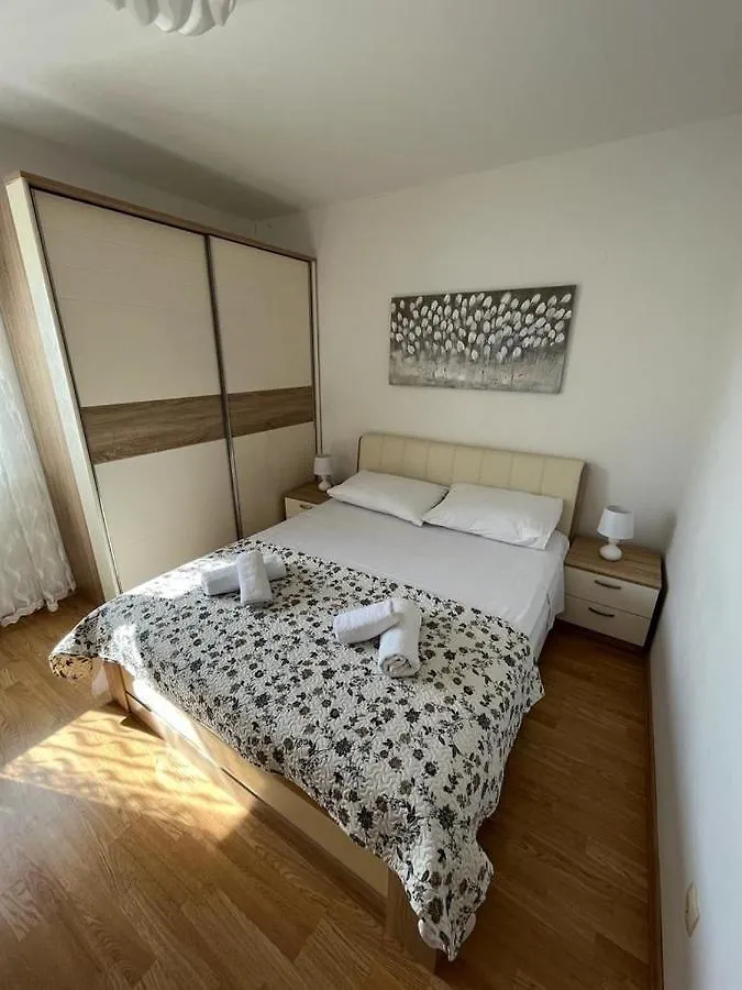 City Apartment Nature Kaštela